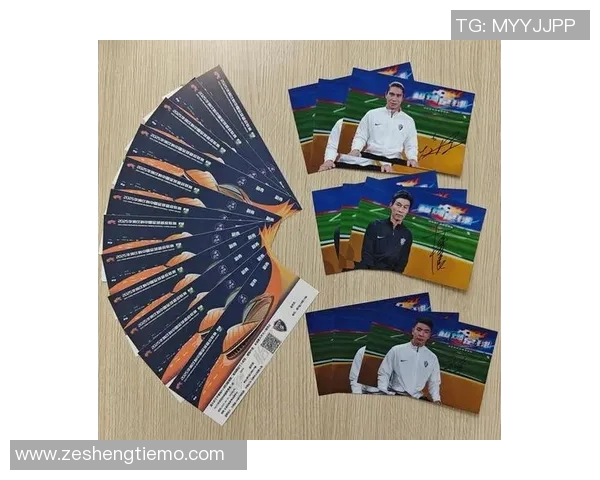 足球明星在豪华餐厅享用美食与粉丝互动的精彩瞬间视频分享